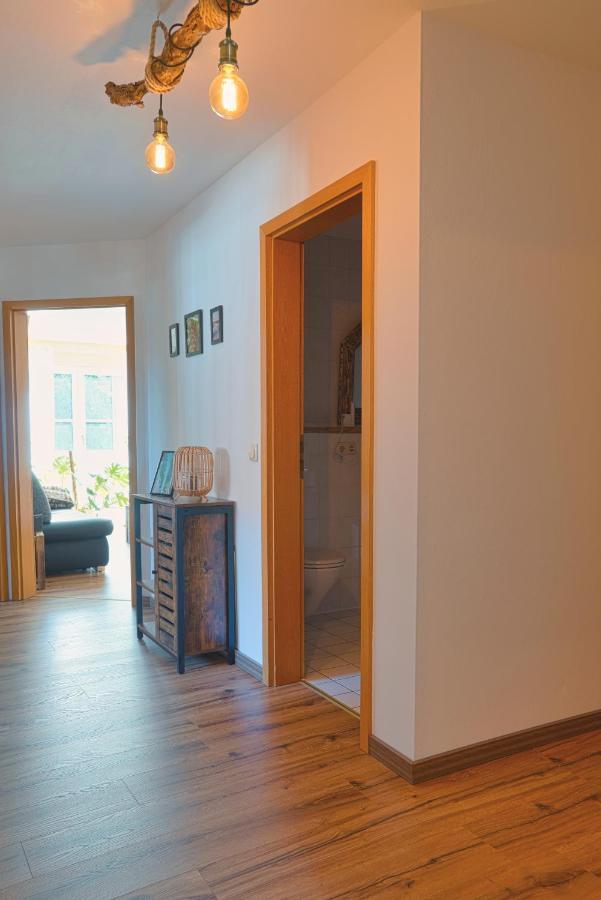 Bavaria - Zentral Mit Stellplatz, Kueche & Netflix Apartment *