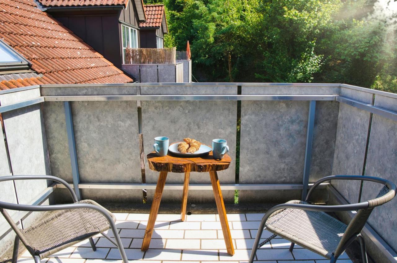 Bavaria - Zentral Mit Stellplatz, Kueche & Netflix Apartment *